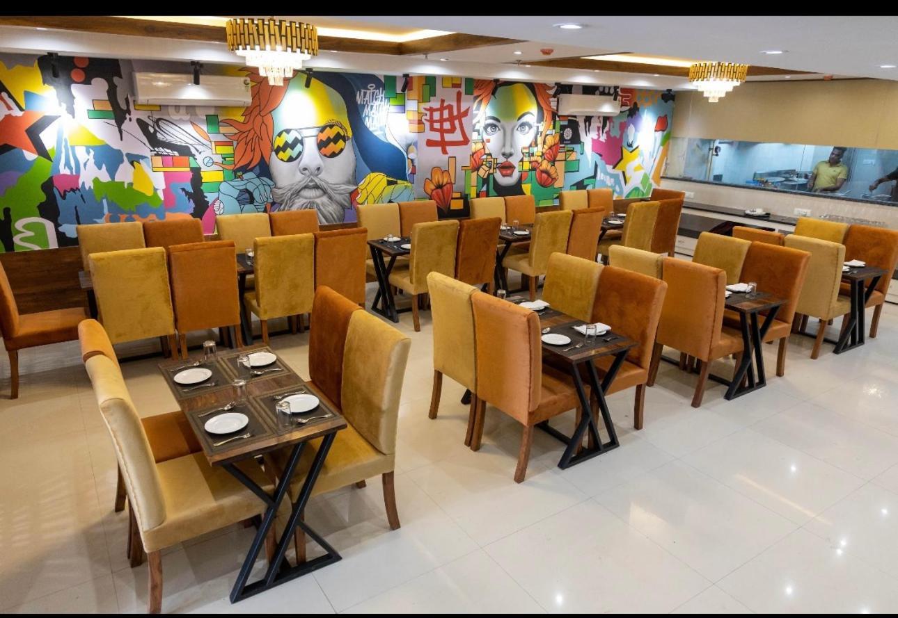 Hotel The Jewels Zirakpur Exterior photo